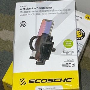 Scosche Vent mount for smart phones new in box